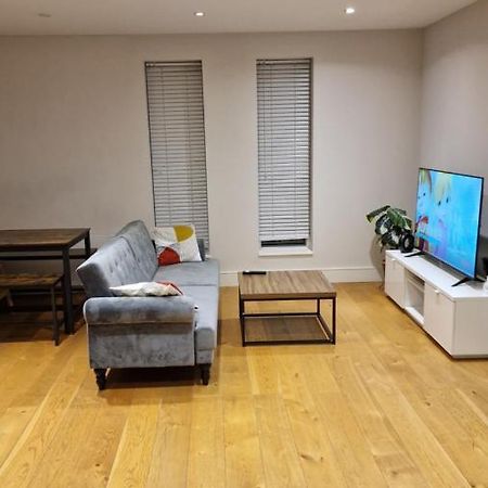 אילינג London City Apartment מראה חיצוני תמונה