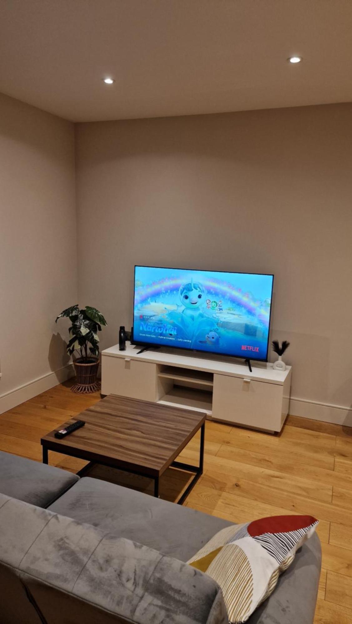 אילינג London City Apartment מראה חיצוני תמונה